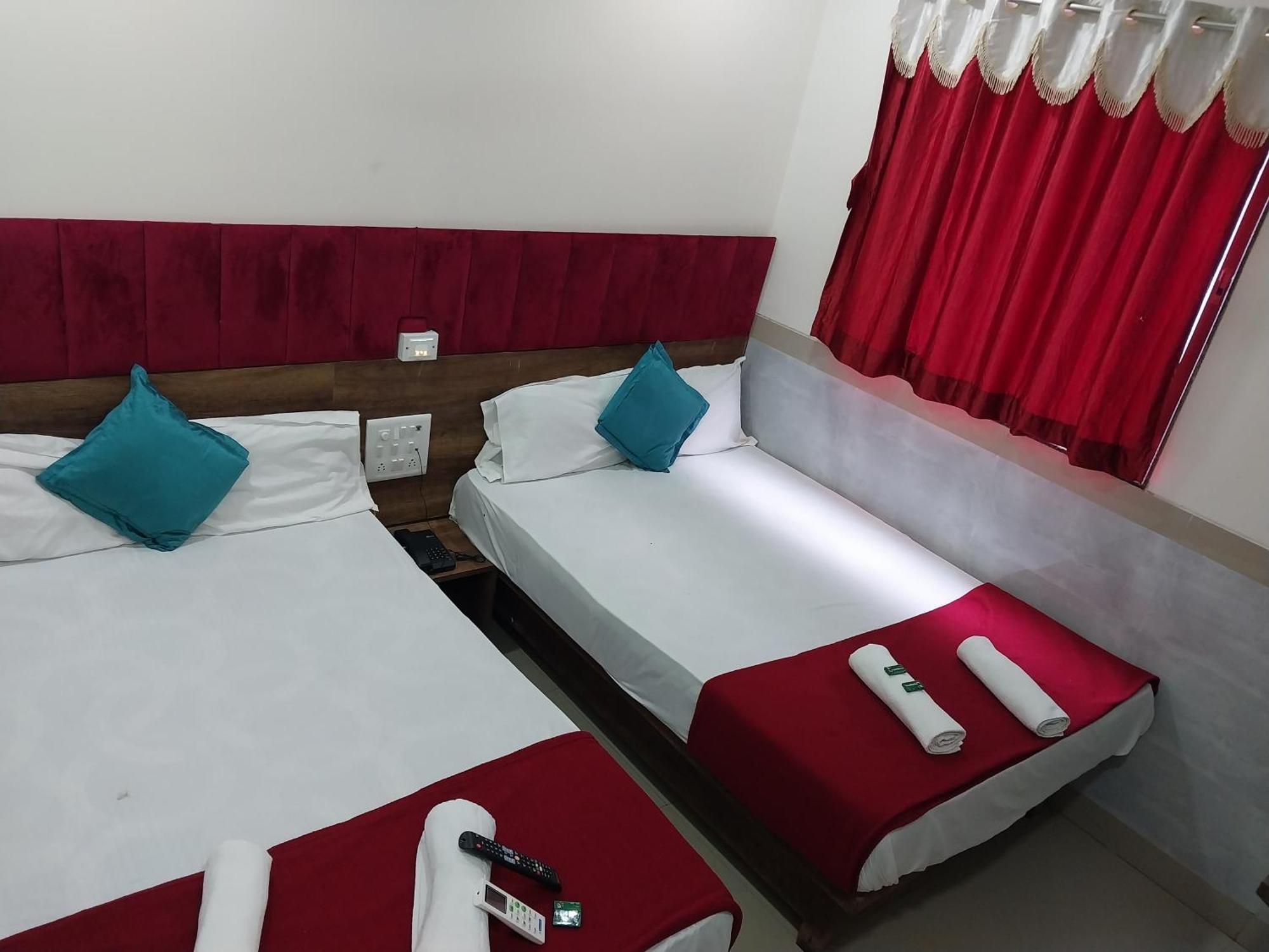 Hotel New Balaji Residency مومباي المظهر الخارجي الصورة