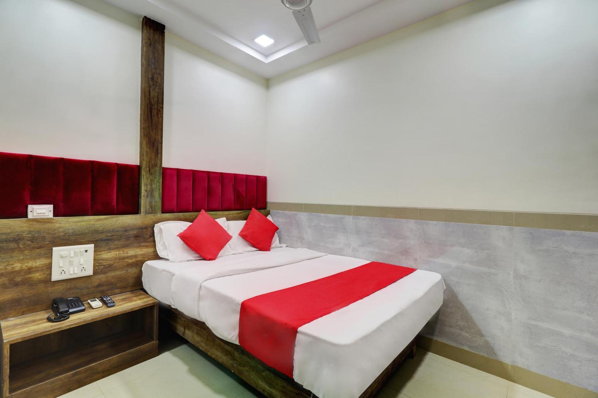 Hotel New Balaji Residency مومباي المظهر الخارجي الصورة