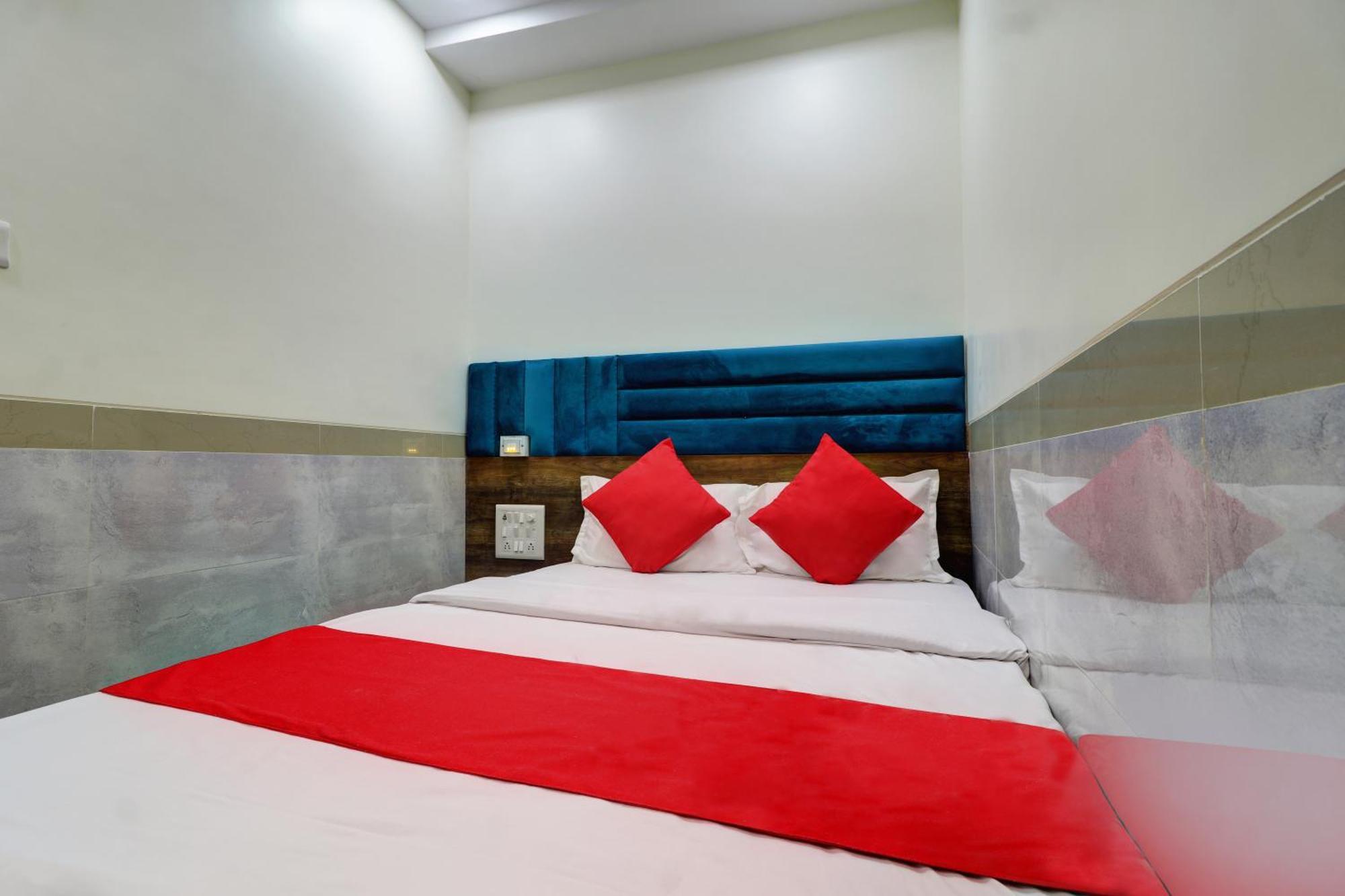 Hotel New Balaji Residency مومباي المظهر الخارجي الصورة
