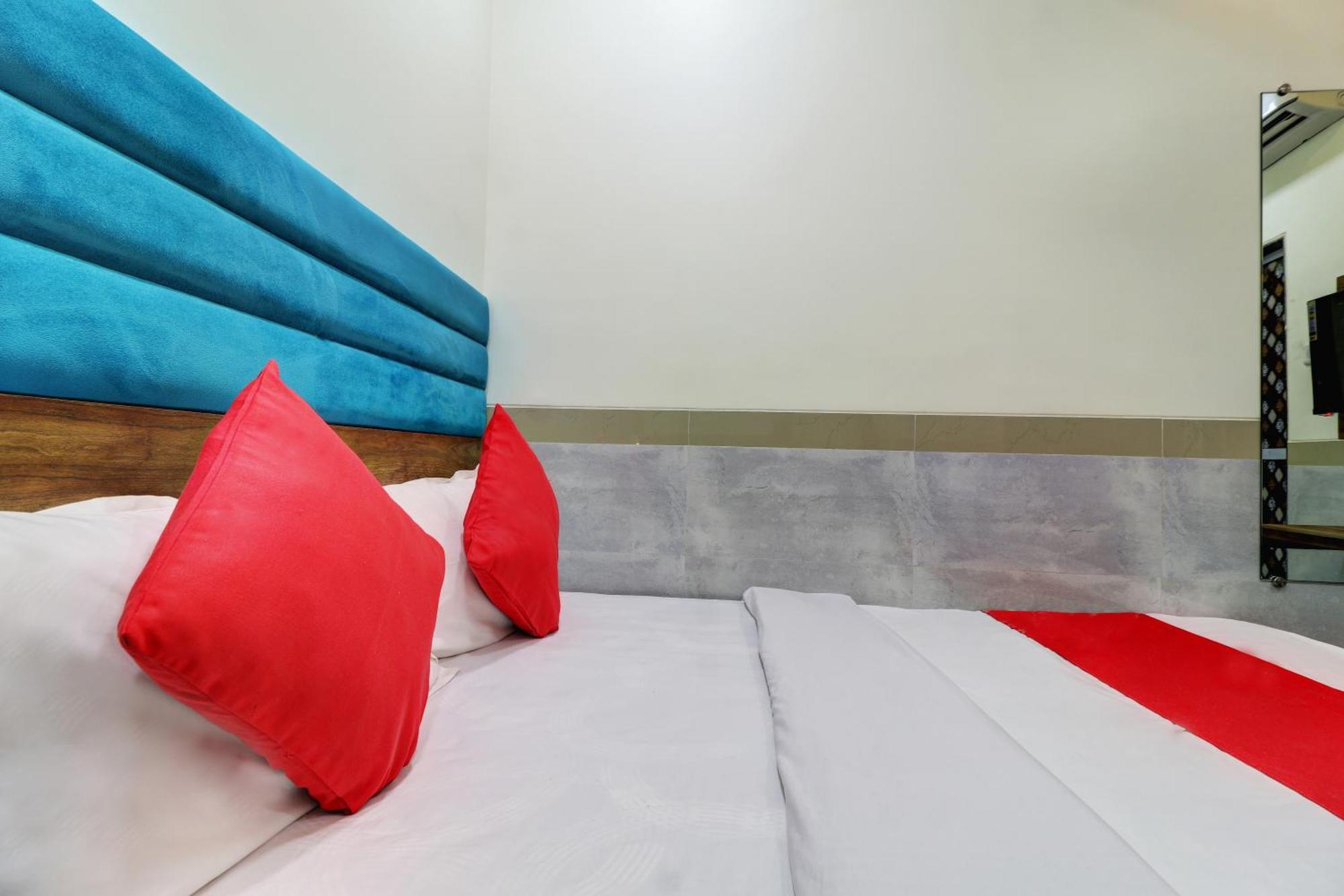 Hotel New Balaji Residency مومباي المظهر الخارجي الصورة